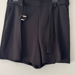H&M Elegant Black Women's Shorts